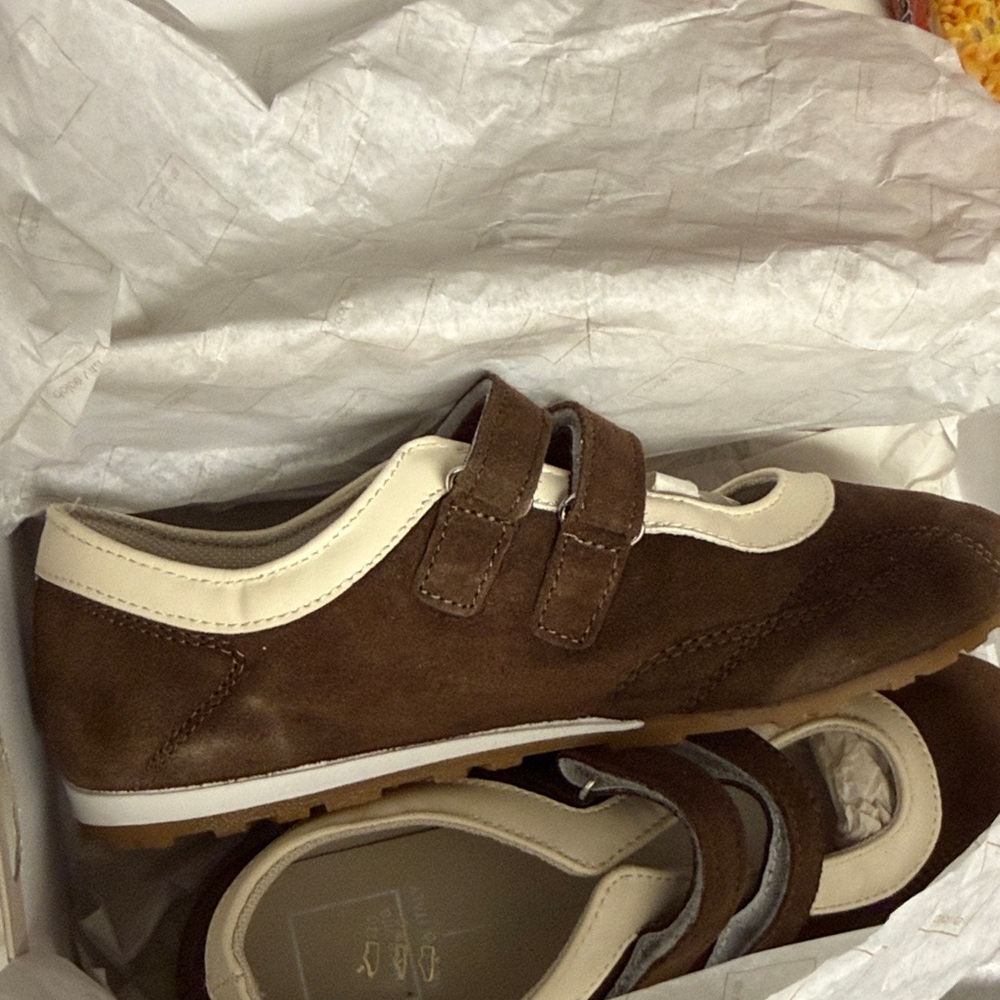 Dolce Vita swan DK Brown Shoe - Picture 3 of 6
